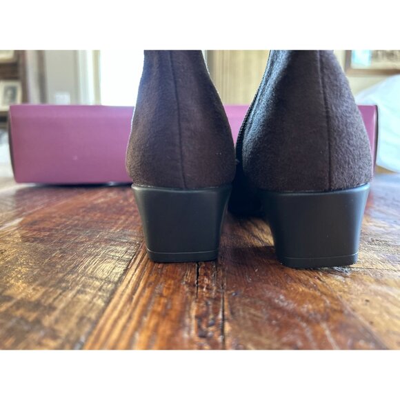 Cinderella Of Boston Brown Micro Suede Boots 2.5M Faux Fur Trim & Box - Picture 7 of 14